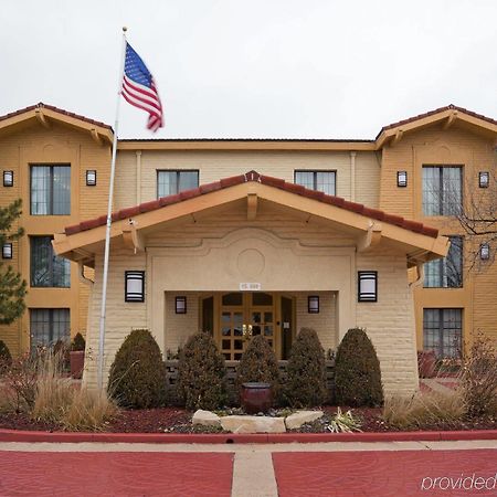 La Quinta Inn Chicago Oakbrook Terrace Exteriör bild
