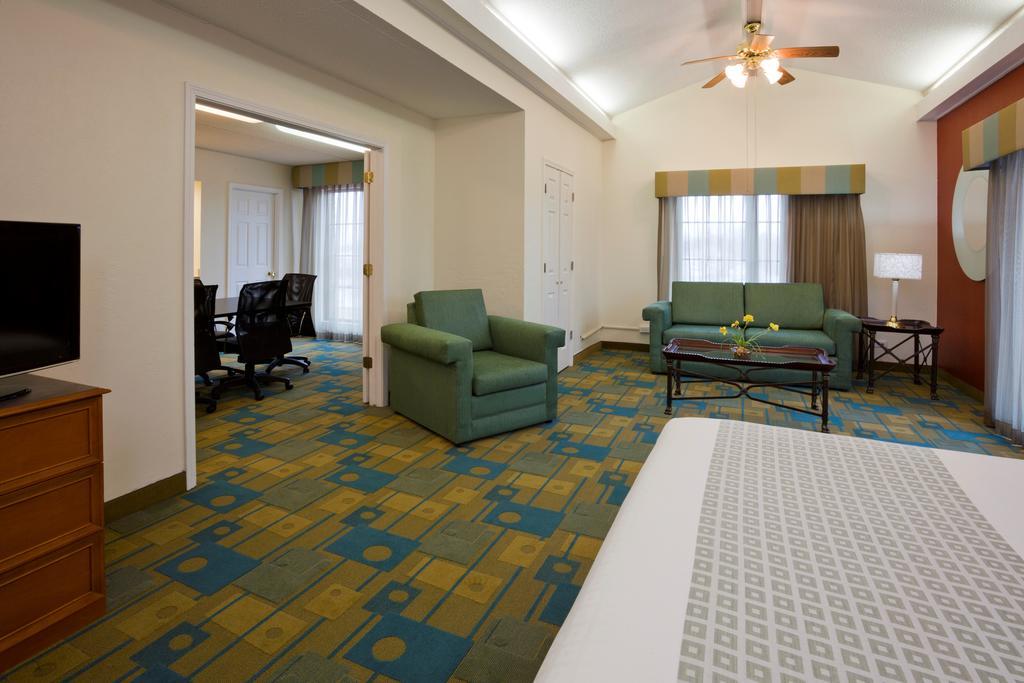 La Quinta Inn Chicago Oakbrook Terrace Exteriör bild