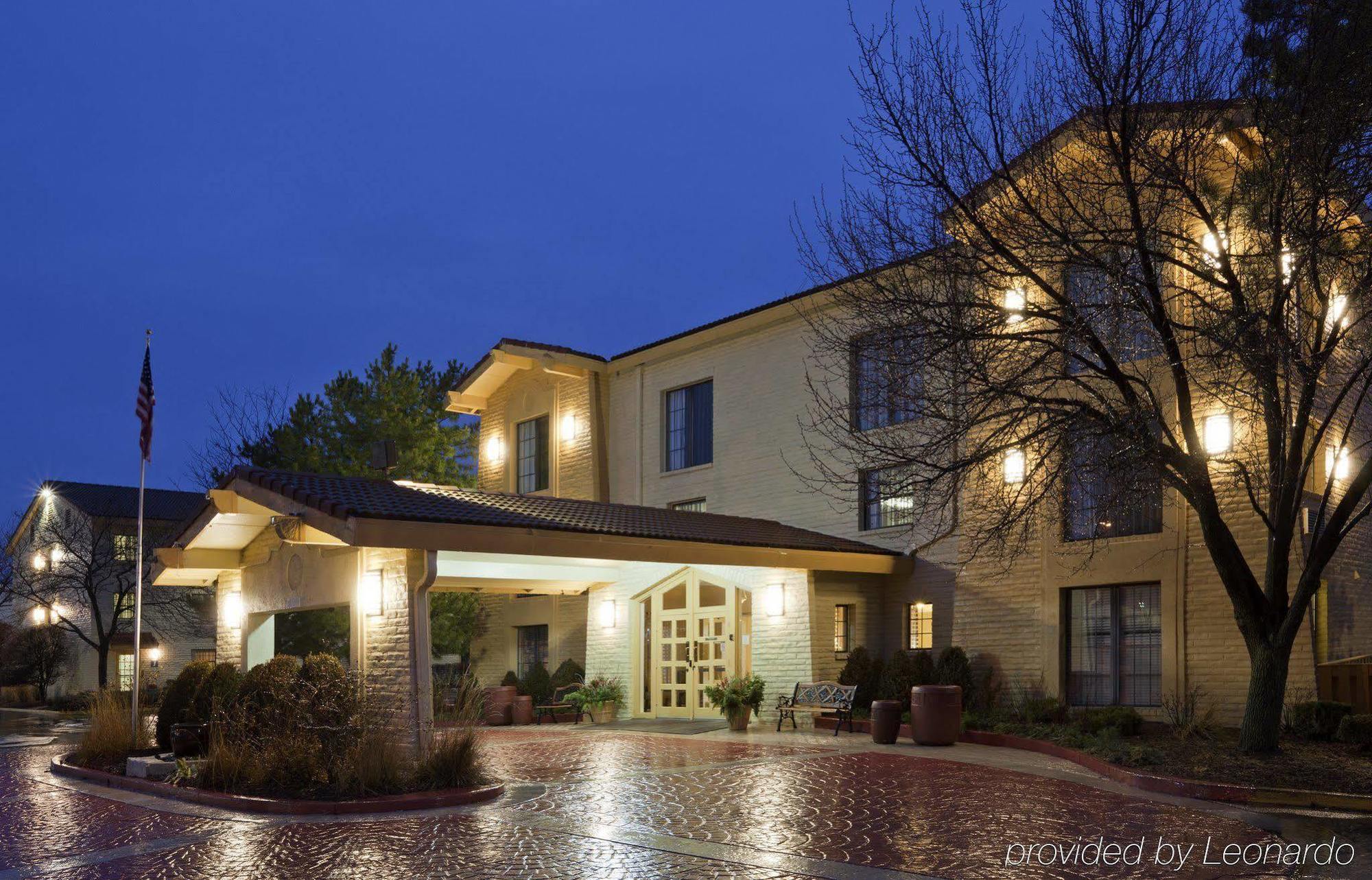 La Quinta Inn Chicago Oakbrook Terrace Exteriör bild