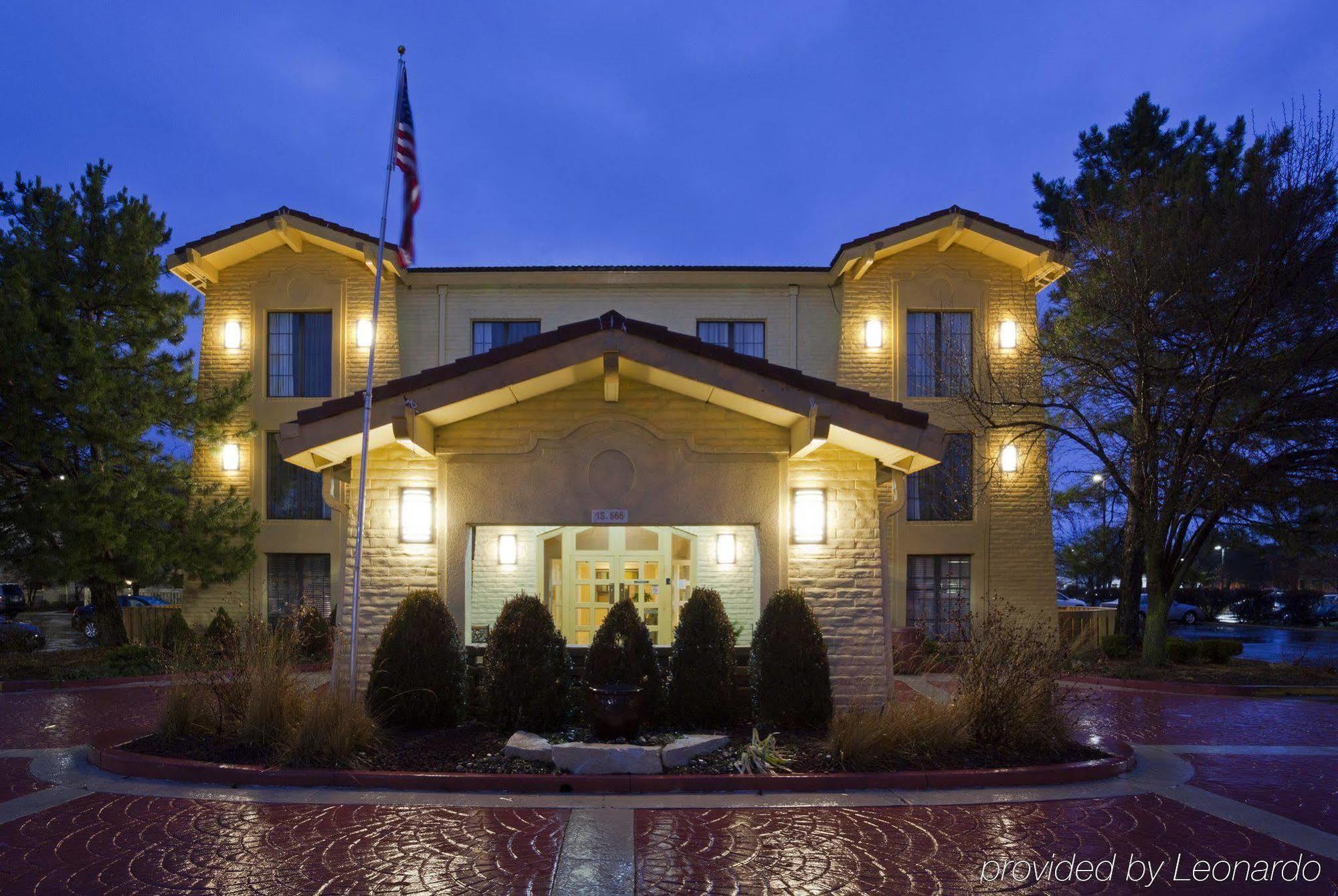 La Quinta Inn Chicago Oakbrook Terrace Exteriör bild